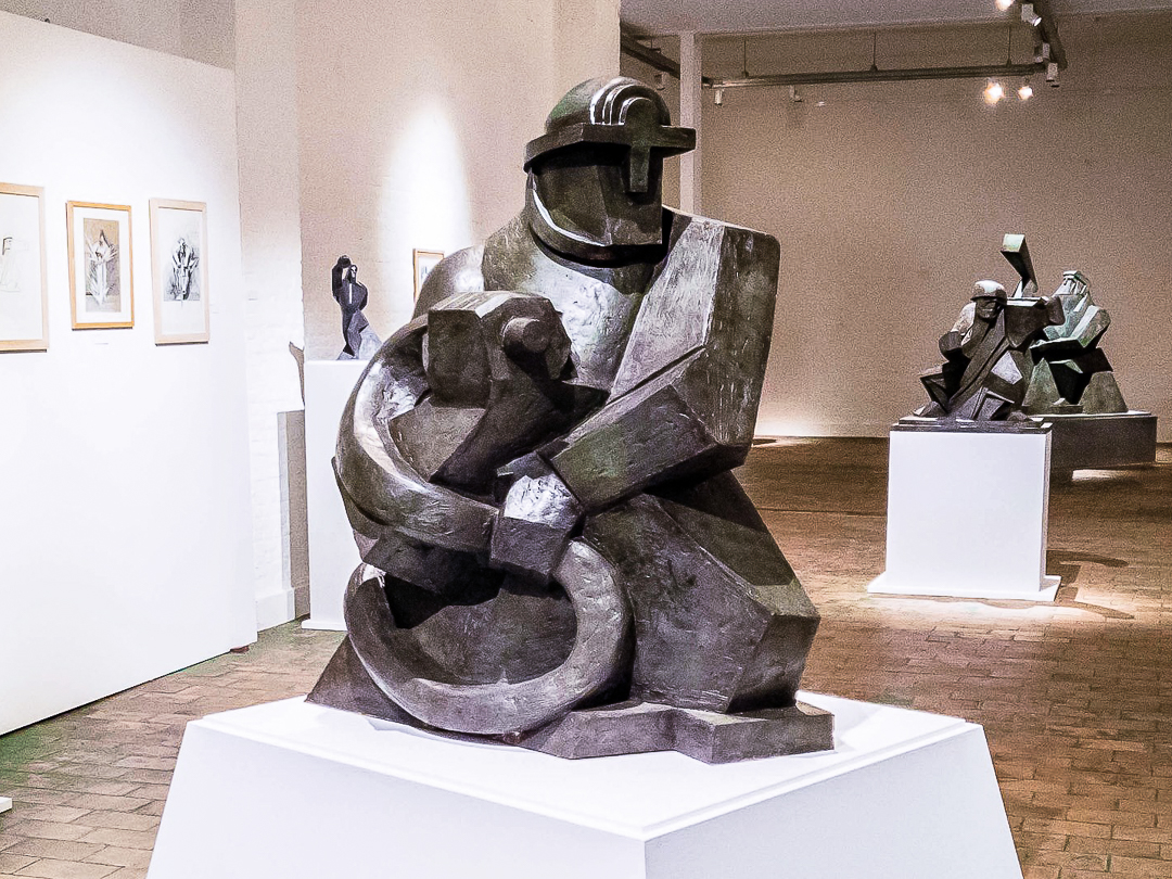 'Nobility' by Fen de Villiers - Monumentality exhibition 'Nobility' by Fen de Villiers - Monumentality exhibition