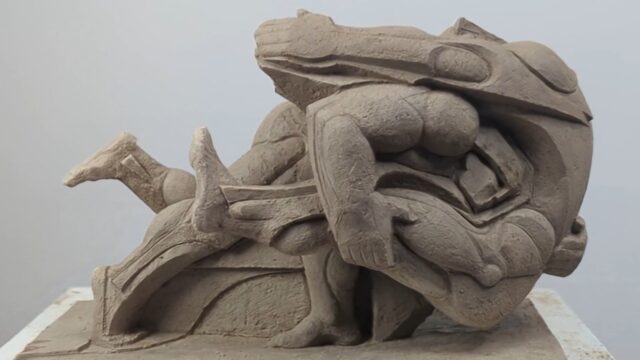 SMASH!!!
My sculpture entitled "Tackle" is the next in my new series to be scaled up, first larger in plaster and then on to bronze. Has been a real blast developing this language of forms. Many more works to come!

Key inspirations: Art Deco / Vorticism / Futurism

#artdeco #vorticism #futurism #sculpture #fineartsculpture #sculptor